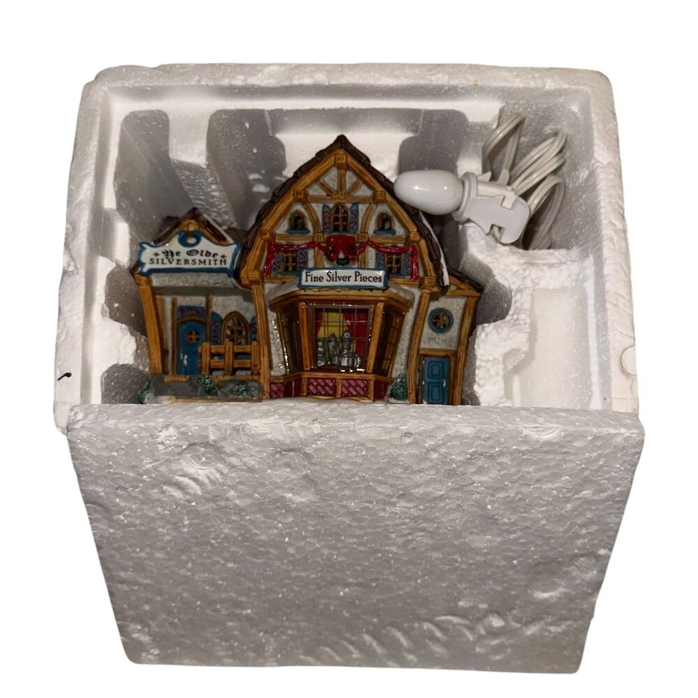 Rare Vintage 2001 Lemax Ye Olde Silversmith Village Pieces Lighted Fine Silver - Picture 10 of 10